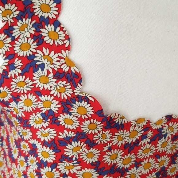 Daisy Pinkyotto Anthropologie  Scalloped Tank top - Picture 6 of 7